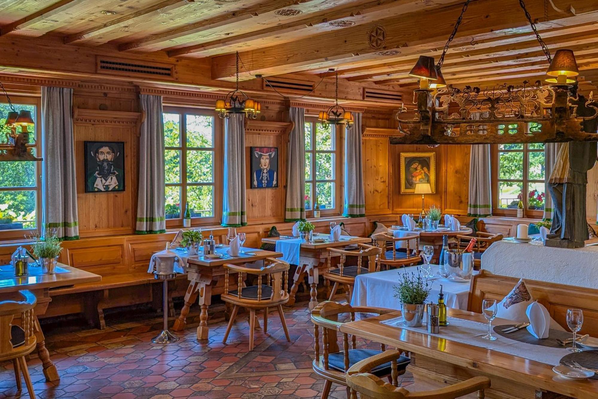 Hotel Restaurant Vinothek Lamm Bad Herrenalb Eksteriør bilde