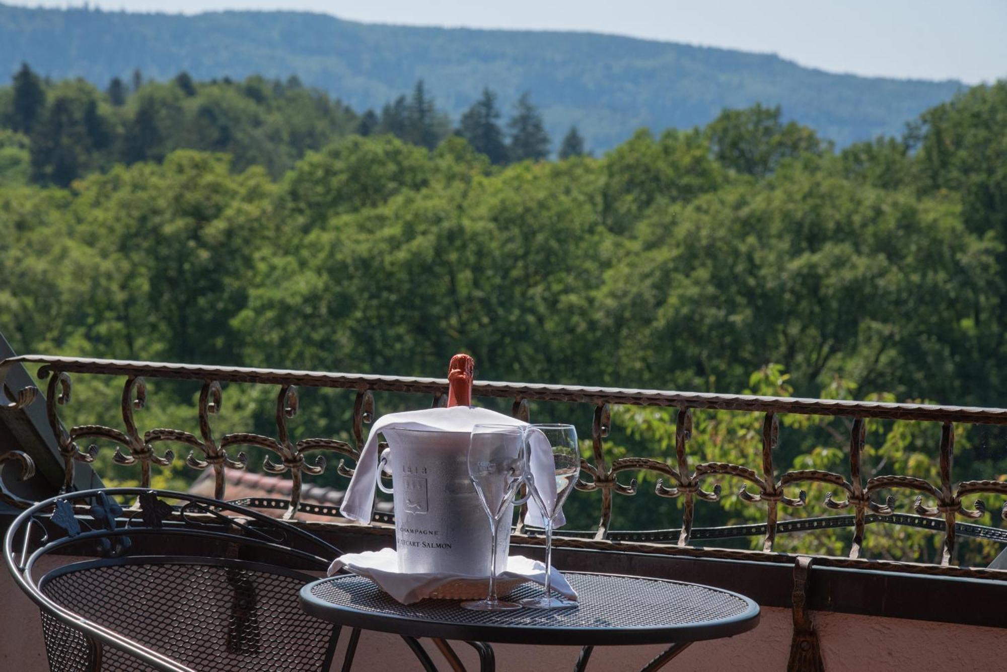 Hotel Restaurant Vinothek Lamm Bad Herrenalb Eksteriør bilde