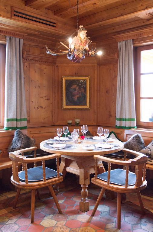 Hotel Restaurant Vinothek Lamm Bad Herrenalb Eksteriør bilde