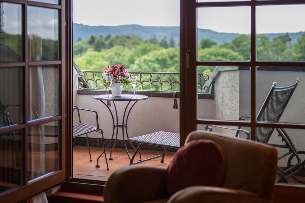 Hotel Restaurant Vinothek Lamm Bad Herrenalb Eksteriør bilde