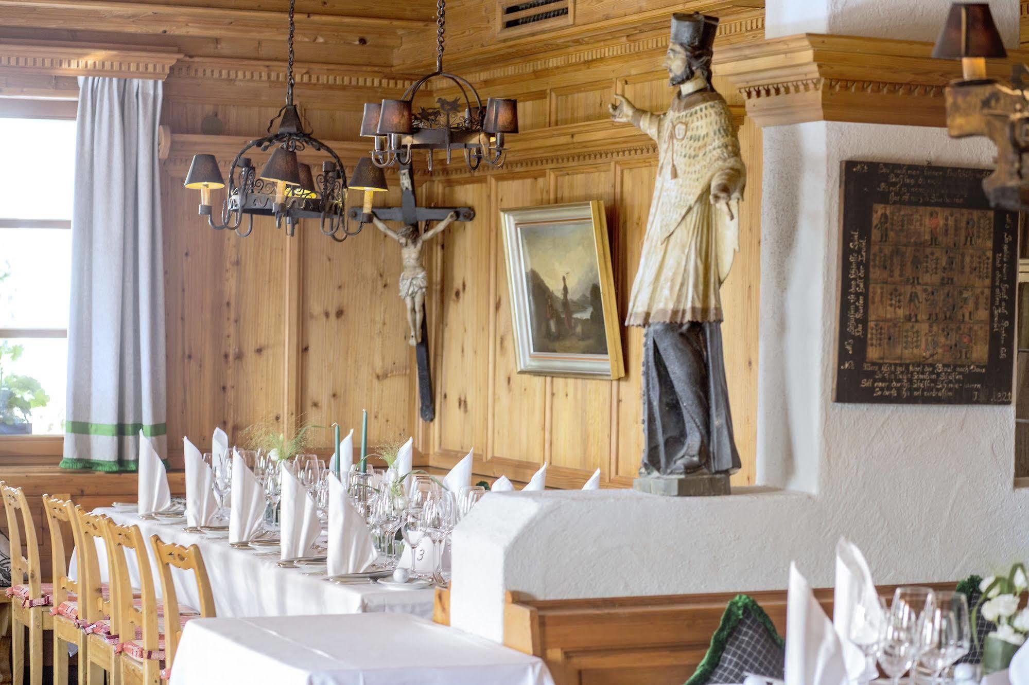 Hotel Restaurant Vinothek Lamm Bad Herrenalb Eksteriør bilde